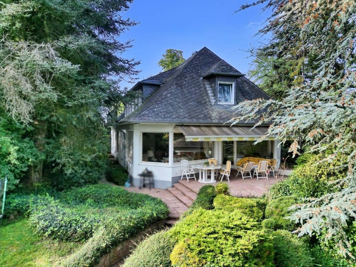 Attraktives Haus in absoluter Top Lage! – 53177 Bonn – Bild 1 von 6
