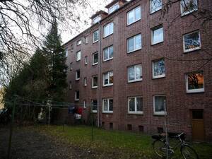Ein Mehrfamilienhaus mit zwei Eingängen in hervorragender Lage in 22081 Hamburg-Barmbek-Süd – 22081 Hamburg – Vorschaubild 2