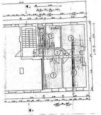 Wohnen in gemütlicher 3-Raum Dachgeschoss-Wohnung mit Einbauküche. – Magdeburg – Vorschaubild 2
