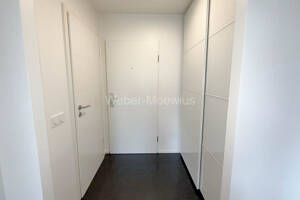Möbliertes Single-Apartment inkl. EBK + TG-Stellplatz / in 2019 modernisiert + renoviert – 53119 Bonn – Vorschaubild 3