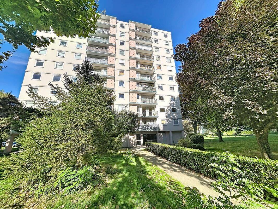 Appartement 3 pièces 57 m² · à Mont-Saint-Aignan · 57,3 m² · 98 000 €
