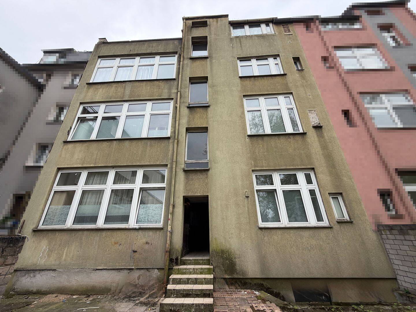 Modernisierungsbedürftiges Mehrfamilienhaus mit acht vermieteten Wohneinheiten in solider Wohnlage! – Duisburg – Vorschaubild 8