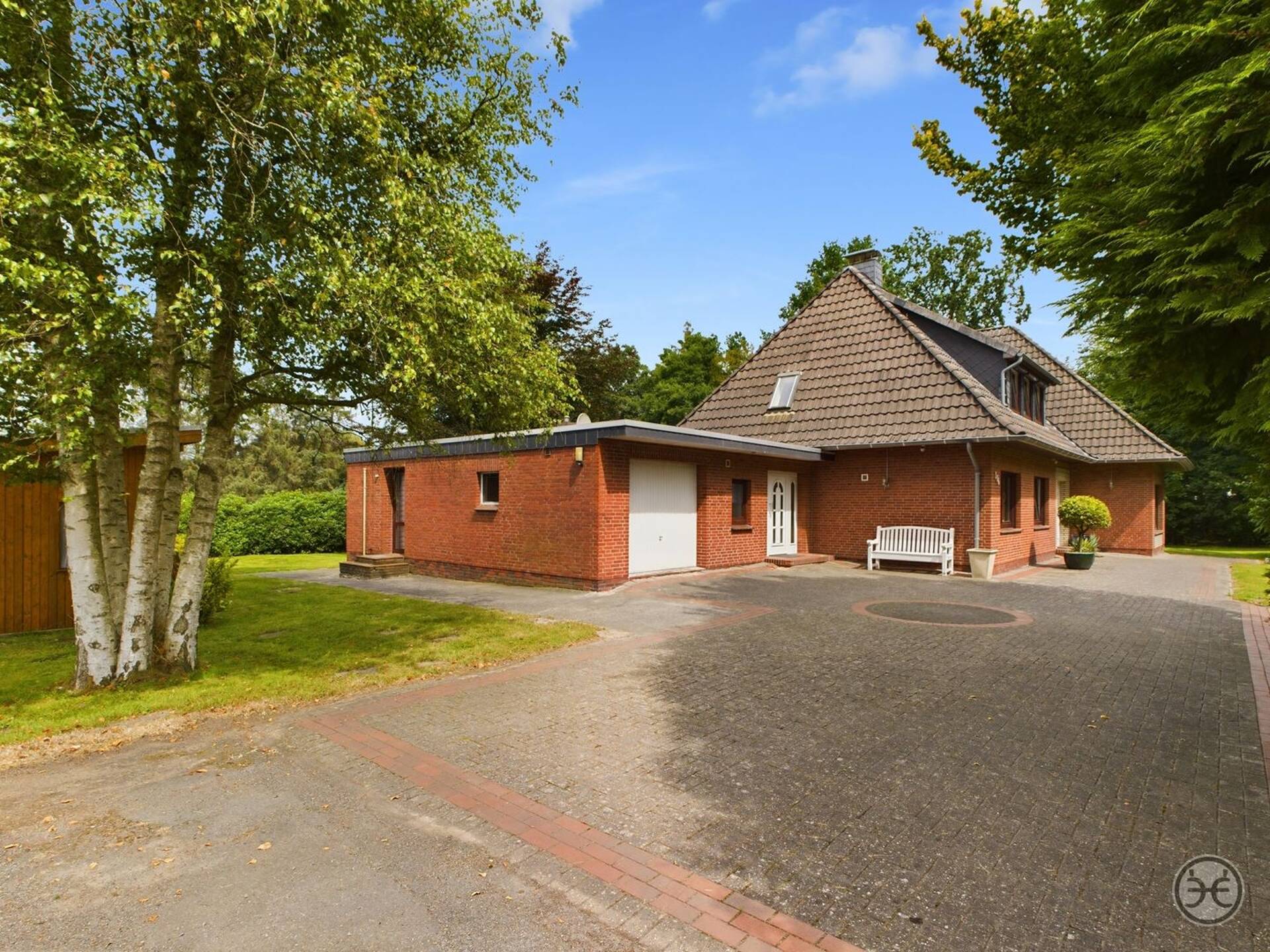 Mehrfamilienhaus in 26131 Oldenburg mit 236,67 m² kaufen