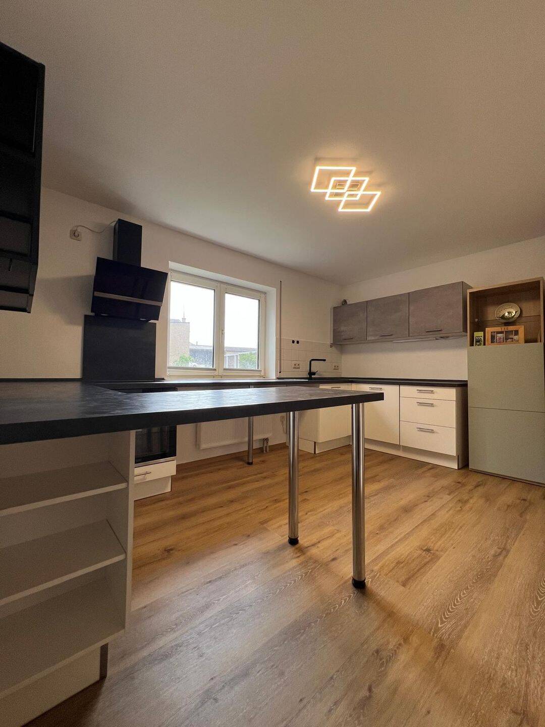 Attraktive 3-Zimmer-Wohnung mit großem Wohnbereich, Balkon & moderner Ausstattung – Ergersheim – Vorschaubild 5
