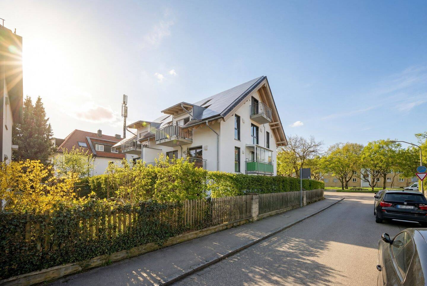 Neuwertige 3-Zimmer-Wohnung mit PV-Anlage, Wärmepumpe und sonnigem Balkon – München – Vorschaubild 7