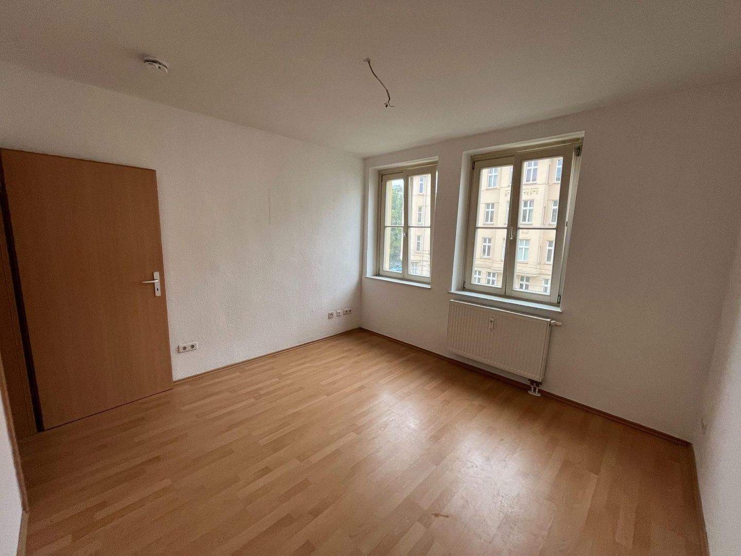 Helle 2-Raum-Wohnung mit französischem Balkon! – Magdeburg – Vorschaubild 3