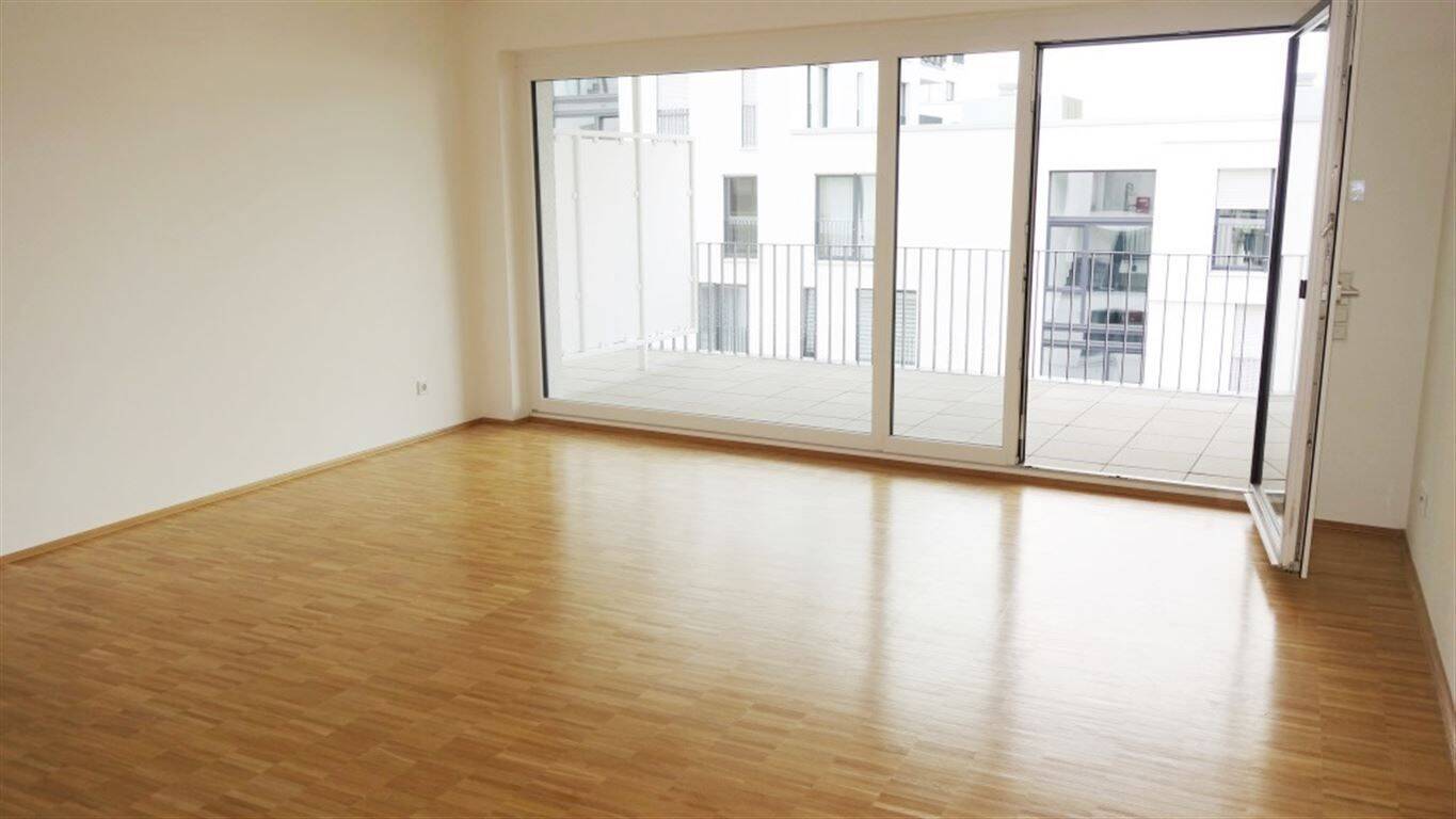 3 Zimmer / Fernblick auf den Abteiberg / Einbauküche, Loggia, Gladbach zentrale Lage – Mönchengladbach – Vorschaubild 8