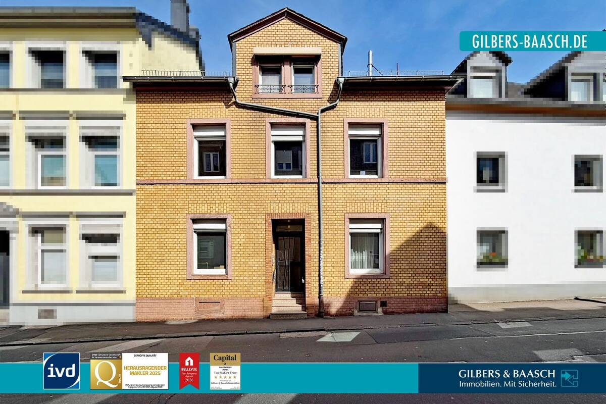 Reihenmittelhaus in zentraler Lage von Trier mit Innenhof, Garten, Terrasse, Balkon und Garage. – 54292 Trier – Bild 1 von 9