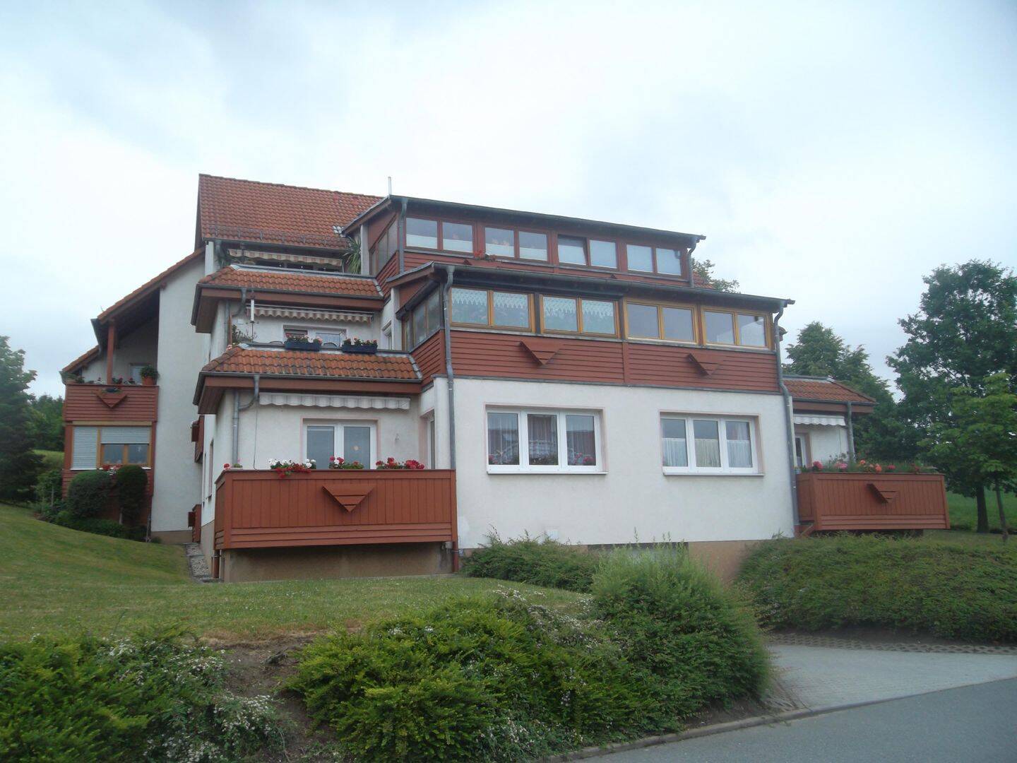 Kapitalanlage mit Zukunft - Großzügige 3-Raum-Wohnung in ruhiger Lage von Glauchau-Weidensdorf