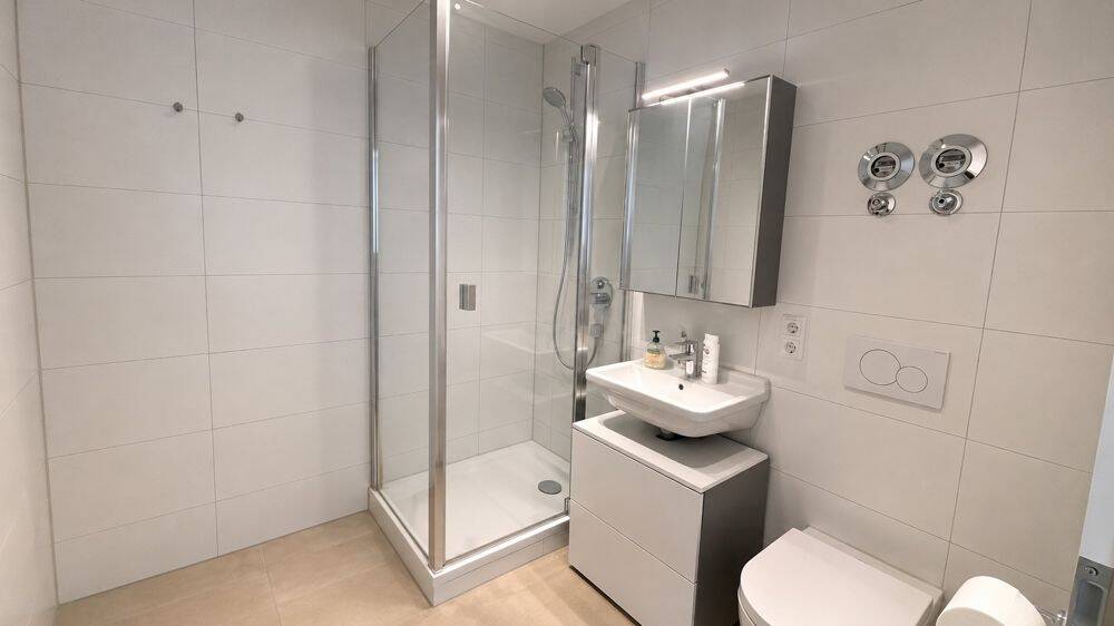 Moderne 2-Zimmer-Wohnung mit Balkon in zentraler Lage von Reutlingen – Reutlingen – Vorschaubild 5