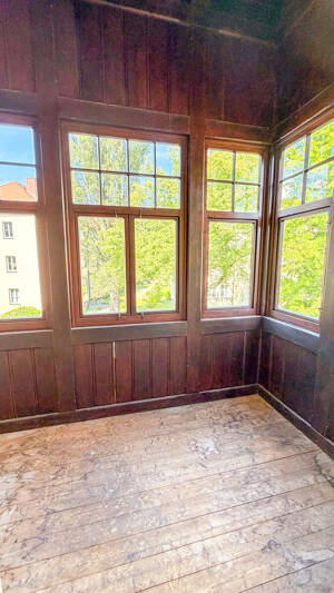 Großzügige Familienwohnung mit 7-Zimmern, zwei Balkonen, Sauna und Klimaanlage in schöner Lage von Dresden-Trachau – 1129 Dresden – Vorschaubild 8