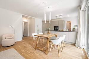 Erstbezug | 3 Zimmer mit Einbauküche, Tageslichbad, Gäste-WC, Keller und Lift – 65203 Wiesbaden – Vorschaubild 4