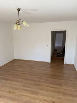 Renovierte 3,5 Zimmer Wohnung mit Balkon in 97702 Bad Neustadt - OT Lebenhan – 97616 Bad Neustadt an der Saale – Vorschaubild 7