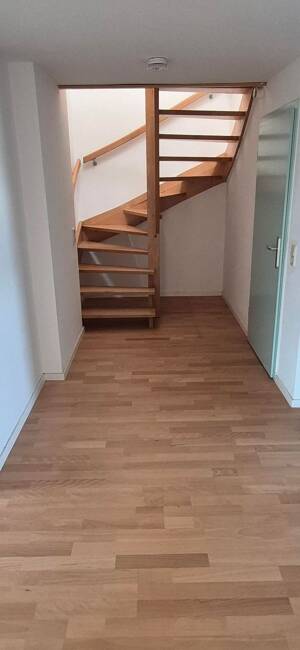 Großzügige 6-Zimmer-Maisonettewohnung mit 139 m² im Gründerzeithaus in Dresden-Cotta – 1157 Dresden – Vorschaubild 3