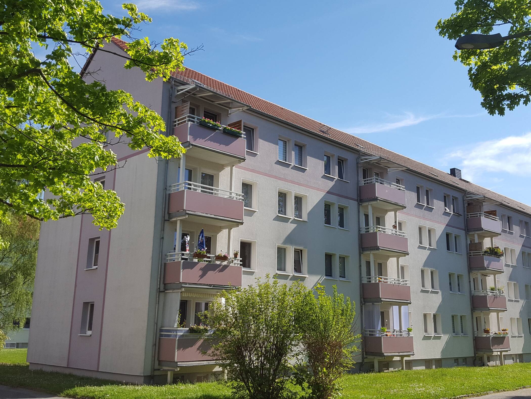 1-Zimmer-Glück! Zentral Wohnen in Löbau! – Löbau – Vorschaubild 2