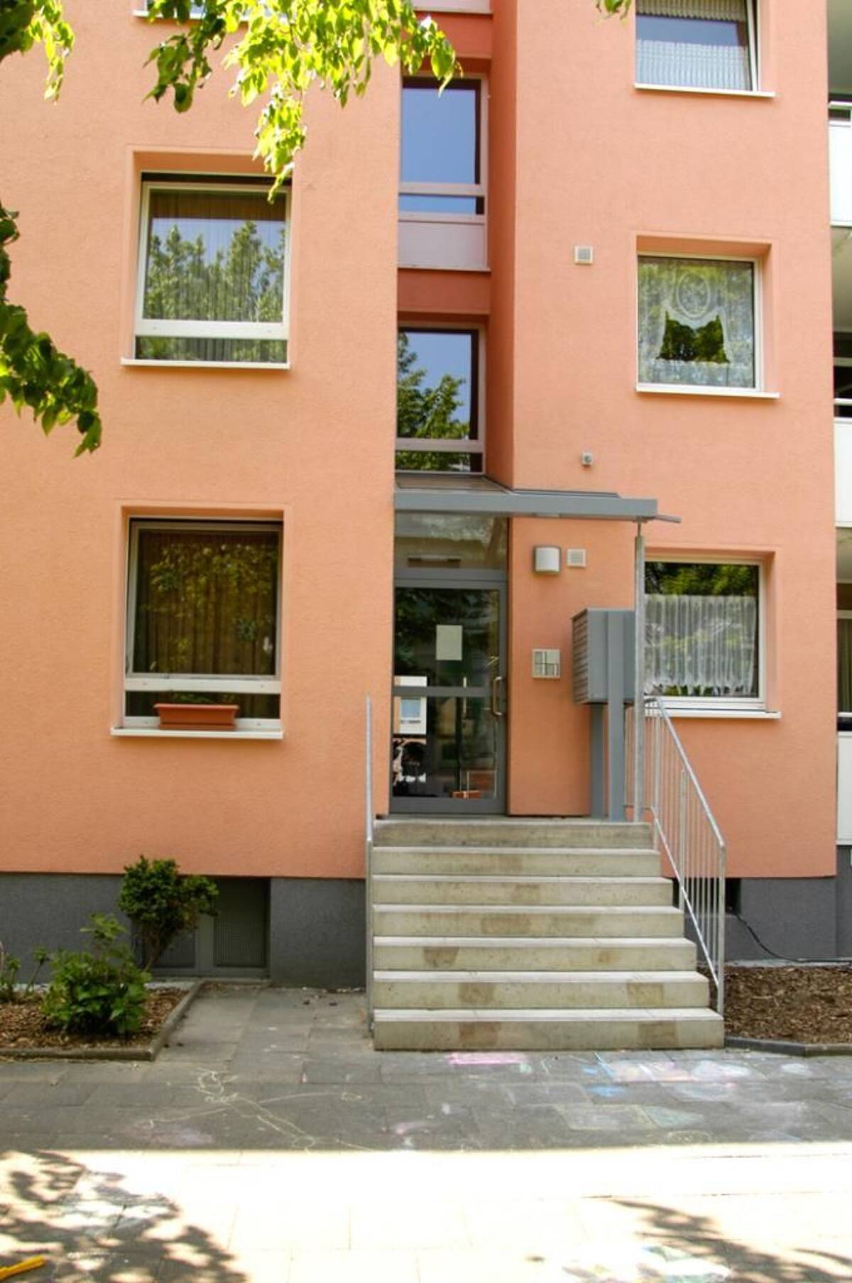 3-Zimmer-Erdgeschosswohnung in Duisburg Neumühl – 47167 Duisburg – Bild 1 von 9