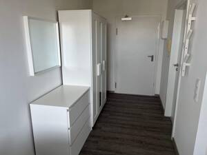 Business-Wohnen - Neu und sehr geschmackvoll möbliertes 1 Zimmer-Appartement im 8. OG mit Aufzug, Außenstellplatz oder TG-Stellplatz optional – 90762 Fürth – Vorschaubild 8