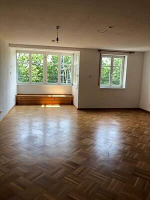 Stadtwohnung - 1. Etage -Schweinfurter Innenstadt--94 m² mit Wintergartenerker + Garageneinstellplatz.01.09. oder nach Absprache frei. – 97421 Schweinfurt – Vorschaubild 6
