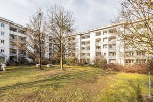 Direkt am Olympiapark: Attraktive Eigentumswohnung mit Süd-West-Loggia zum ruhigen Innenhof – 80637 München – Vorschaubild 2