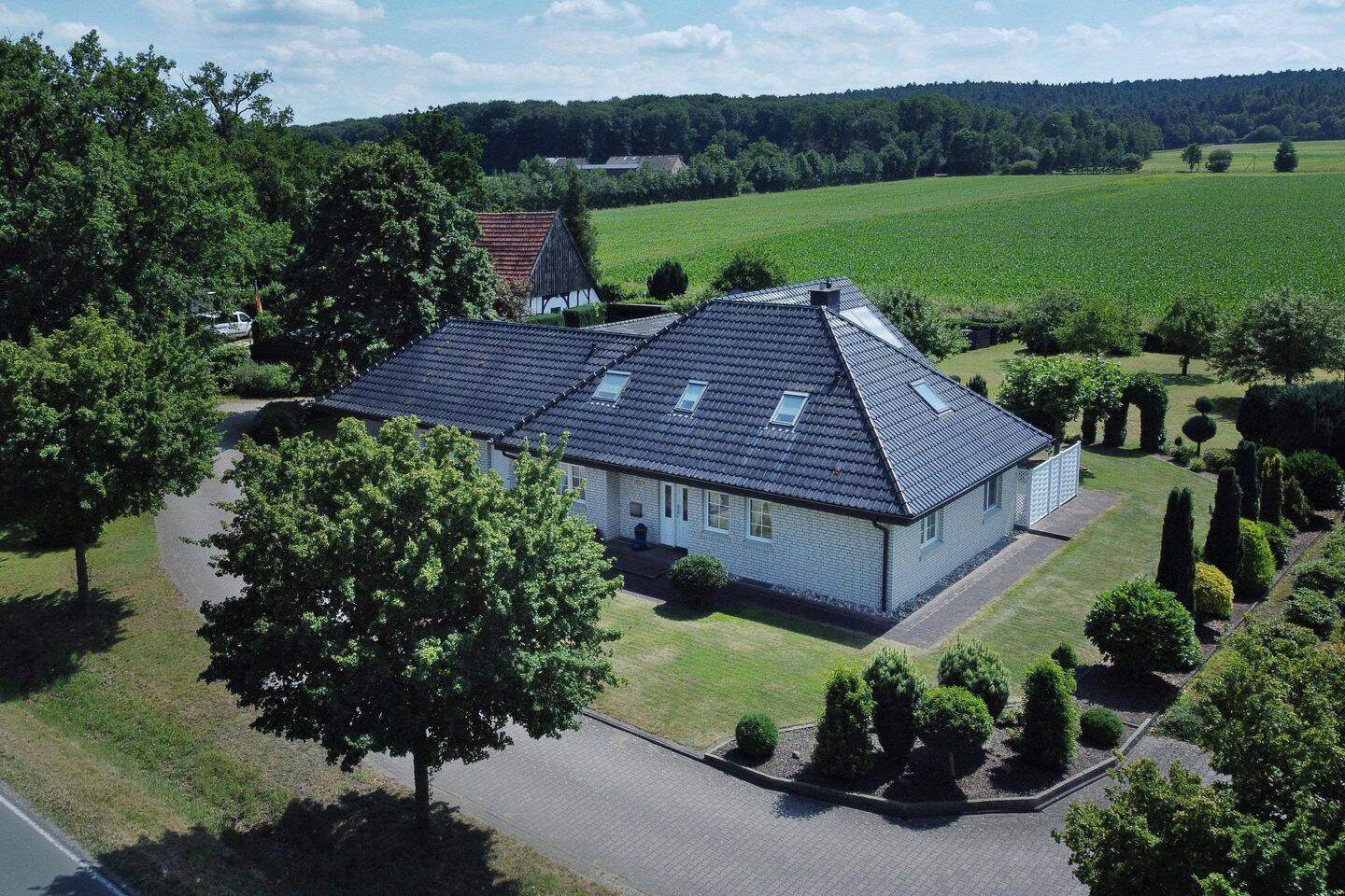 Repräsentatives Anwesen - ein Zuhause zum Ankommen und Wohlfühlen – Ibbenbüren – Vorschaubild 3