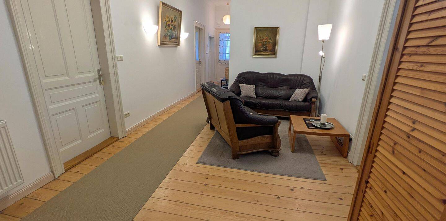 Uni/Innenstadt/Klinikum vollmöbl. Wohnen im Stadthaus mit Flair – Erlangen – Vorschaubild 6