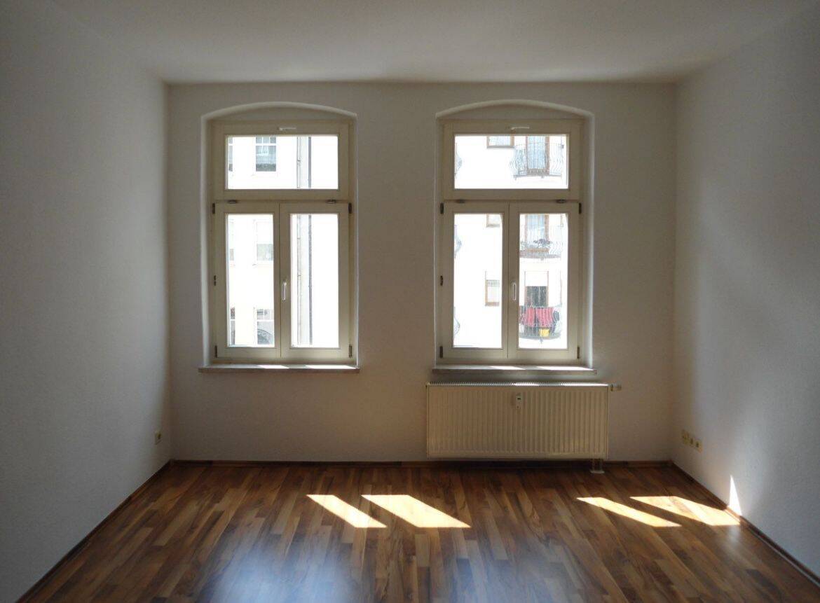 Wohntraum mit Altbaucharm! 3-Raum-Wohnung im beliebten Lutherviertel in Chemnitz! – Chemnitz – Vorschaubild 2