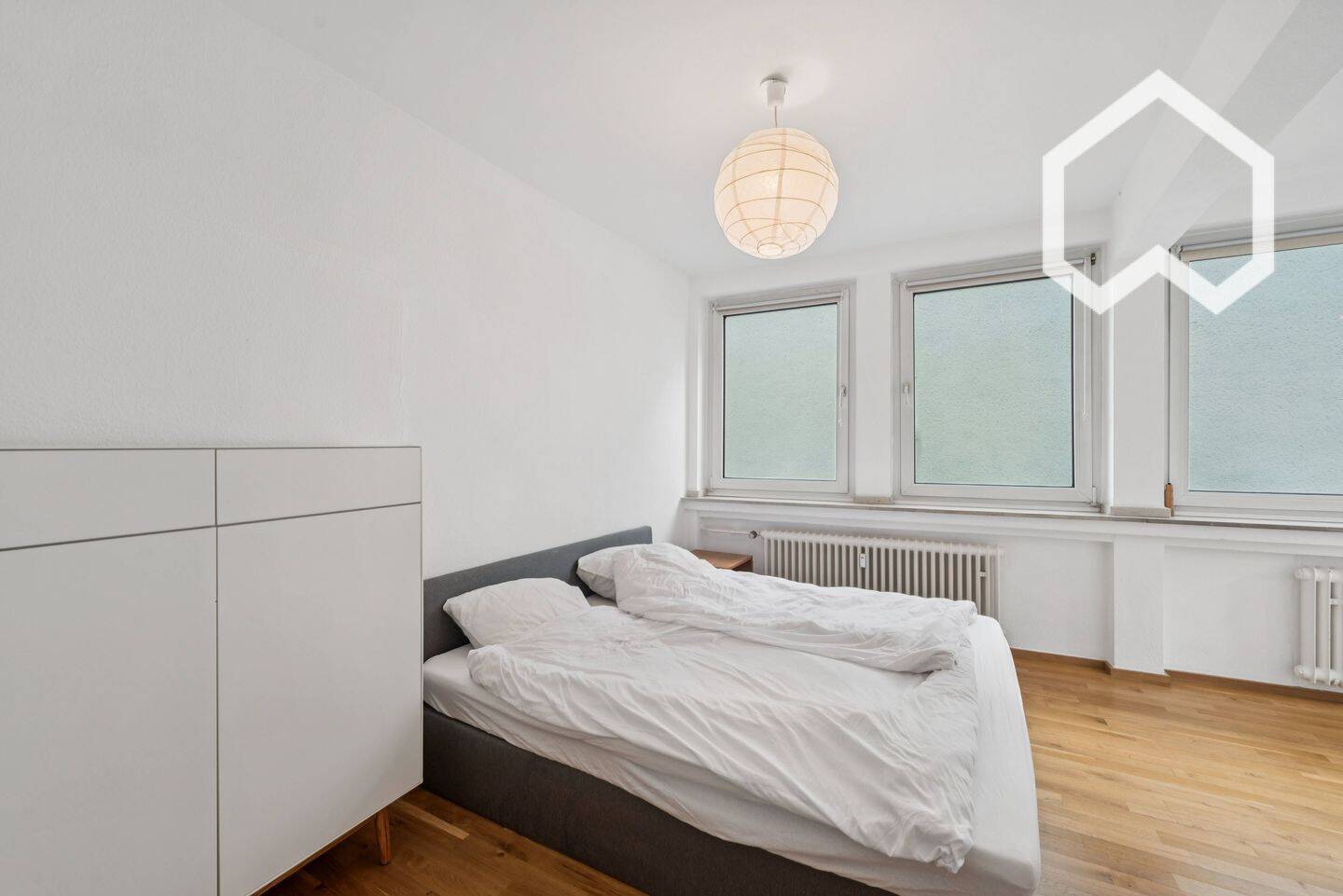 Liebevoll eingerichtete & häusliche Wohnung – Köln – Vorschaubild 8