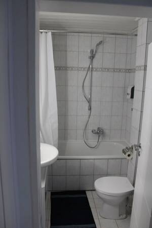 Hochwertig eingerichtete 2-Zimmer-Wohnung mit Balkon in Gelsenkirchen-Buer – 45894 Gelsenkirchen – Vorschaubild 9