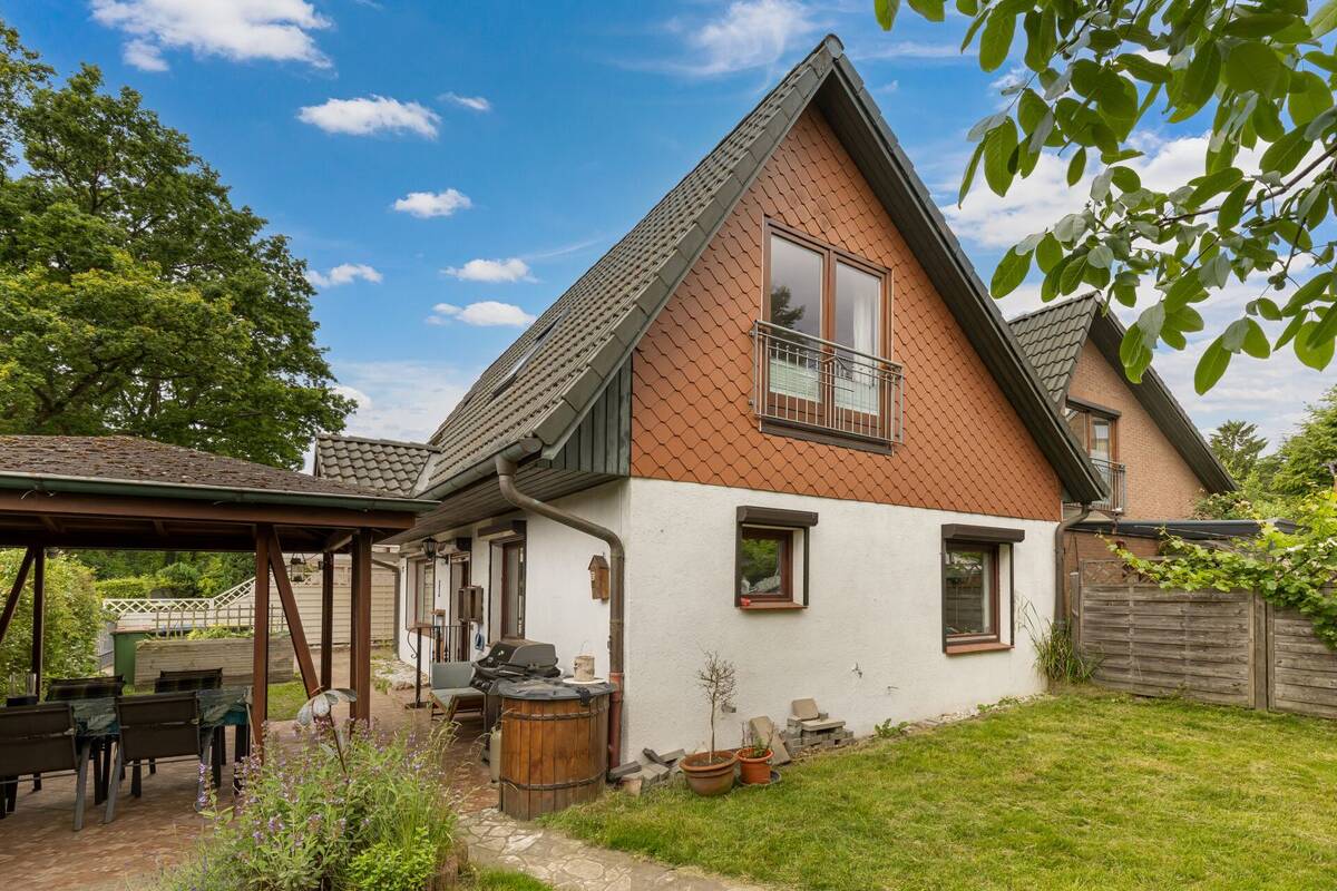Ihr kleines Paradies in Bramfeld -mit Blick ins Grüne – 22179 Hamburg – Bild 1 von 9