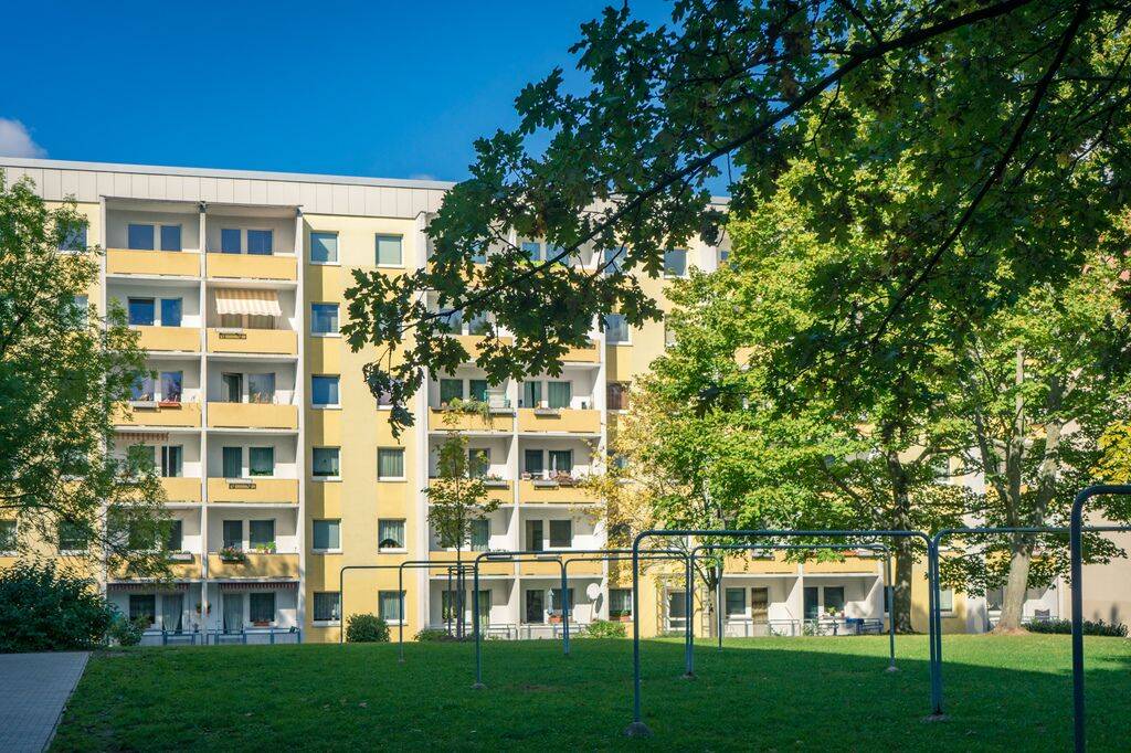 3-Raum-Wohnung mit Balkon und Einbauküche – Chemnitz – Vorschaubild 4
