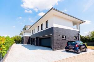 Golfside Living || Privilegierte Golfplatzlage mit viel Privatsphäre – 50859 Köln – Vorschaubild 1