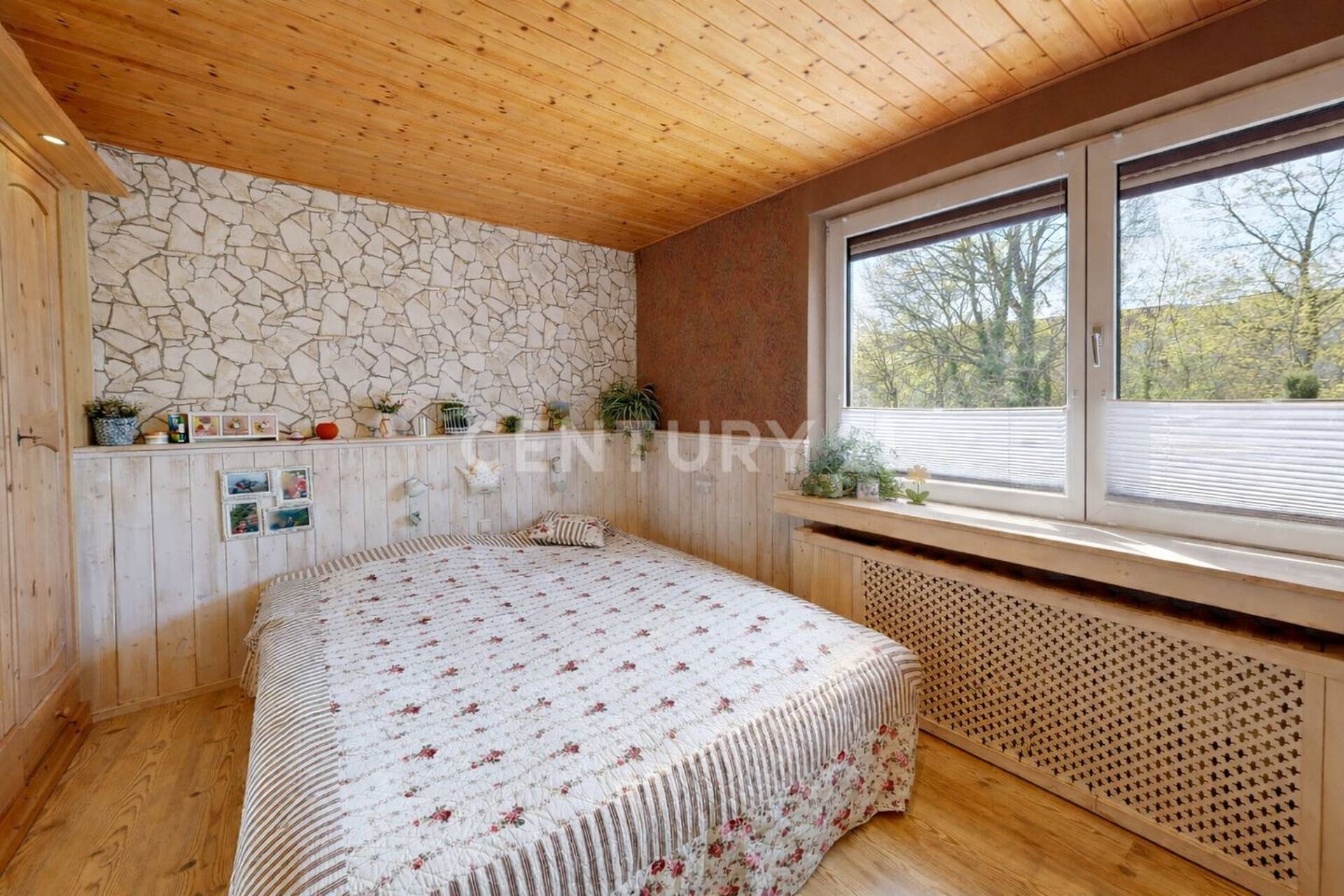 Haus in 39120 Magdeburg mit 199,63 m² kaufen