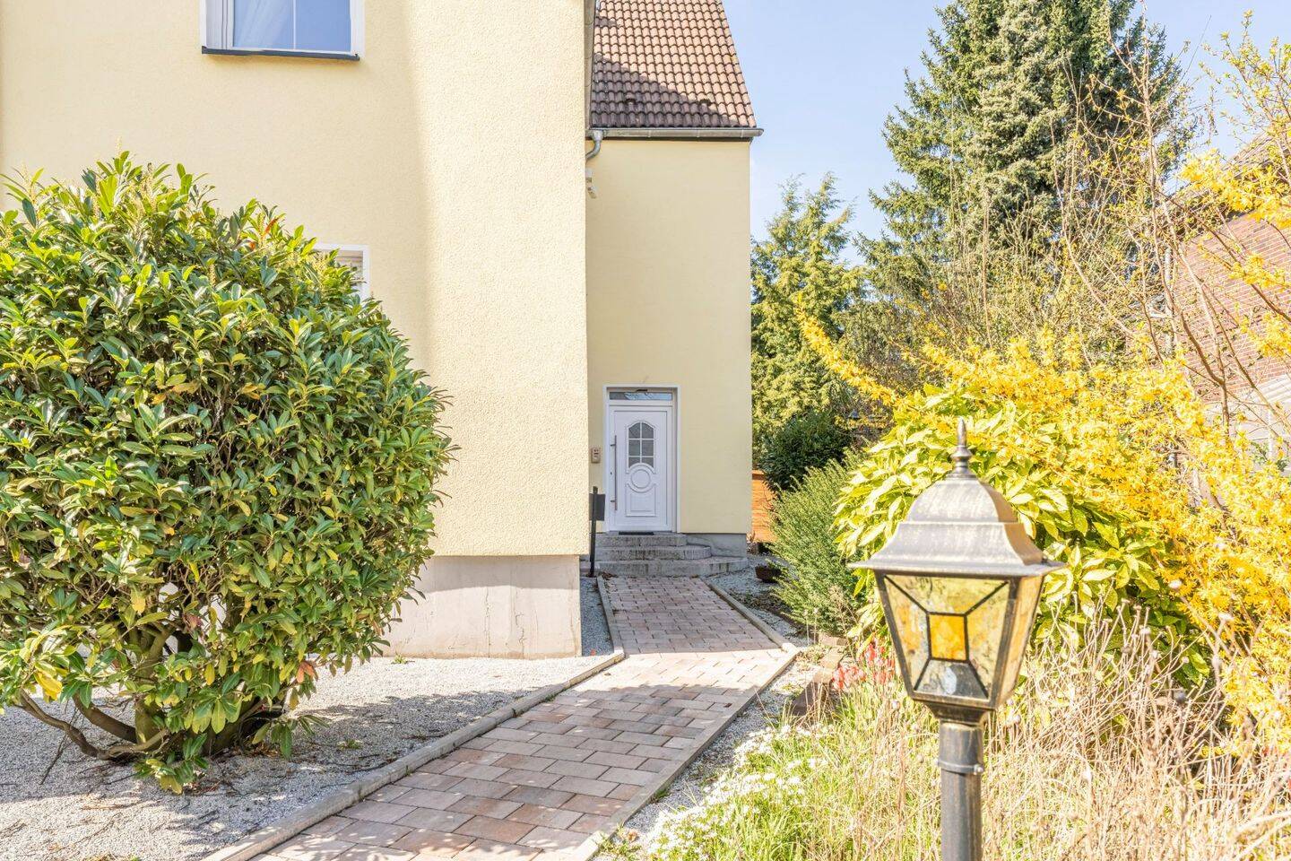 Modernisierter Altbau-Traum (A+) mit PV-Anlage und großem Grundstück in Dortmund Mengede – Dortmund – Vorschaubild 4