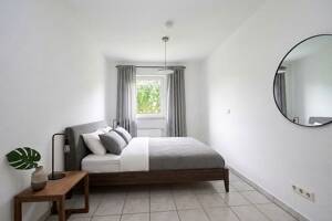 Spot on! Frisch renovierte Terrassenwohnung mit Tiefgaragenstellplatz – 64291 Darmstadt – Vorschaubild 8