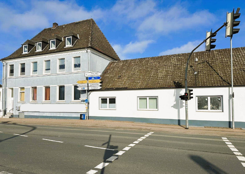 Es ist das bekannteste Mehrfamilienhaus von Löhne. Mit toller Vermietbarkeit und attraktivem Renditepotenzial. – Löhne – Bild 1 von 2