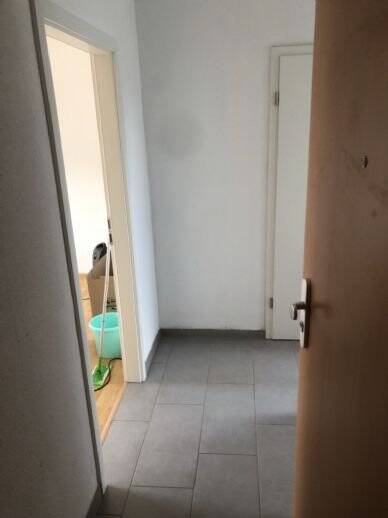 Schlebusch - Mülheimer Straße 1 Zimmer-Küche-Diele-Bad – Leverkusen – Vorschaubild 5