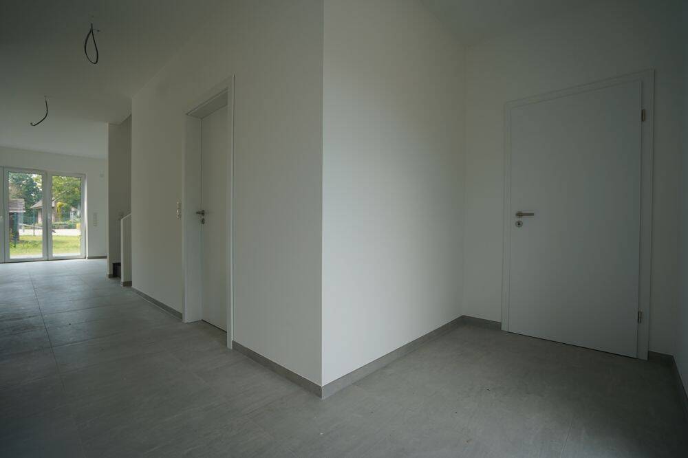 * ca. 15 Km nach Bad Zwischenahn * KfW-Fördermittel möglich/Förderfähig! * KW 40 * Wärmepumpe * Photovoltaik * Neubau* Bezugsfertig gebaut * – Oldenburg – Vorschaubild 7