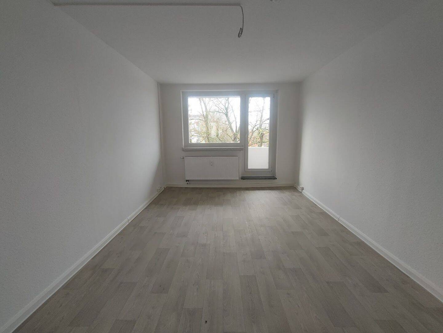 Renovierte Wohnung mit Balkon und hellem Bad in Sangerhausen- bezugsfertig!
