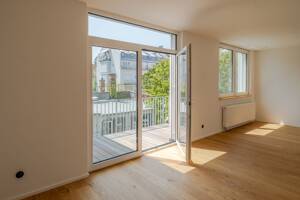 Altbaujuwel-Sonnige 3-Zi.-Wohnung umfassend saniert in begehrter zentraler Wohnlage FR-Stühlinger – 79106 Freiburg im Breisgau – Vorschaubild 4