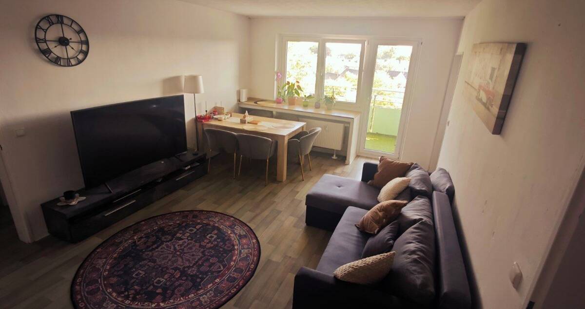 Möblierte 2.5 Zimmer-Wohnung in Essen-Borbeck -Untermiete 6 Monaten, Verlängerung möglich – 45355 Essen – Bild 1 von 5