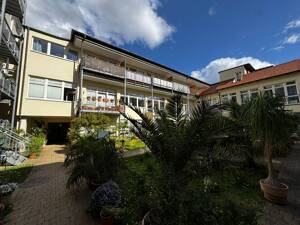 Leben im Zentrum Erlangens - 1,5 Zimmer-ETW am Hugenottenplatz mitten in Erlangen! – 91054 Erlangen – Vorschaubild 2