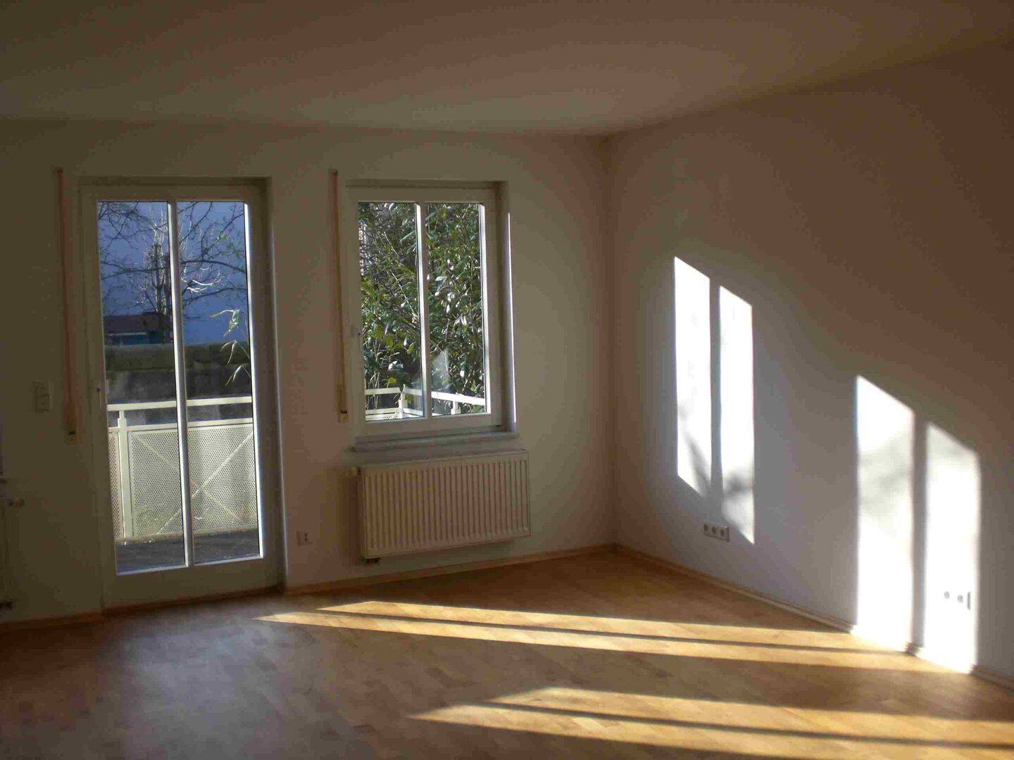 Bereits Reserviert !! Wohnen im Herzen von Erlangen - 2 Zi. Terrassenwohnung mit Gartenanteil - Nähe Bohlenplatz – Erlangen – Vorschaubild 2