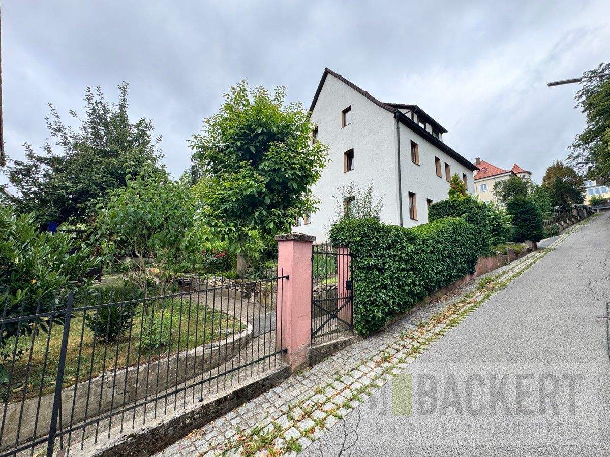 Kapitalanleger aufgepasst! 6-Parteienhaus in exponierter Lage von Hersbruck – Hersbruck – Vorschaubild 3