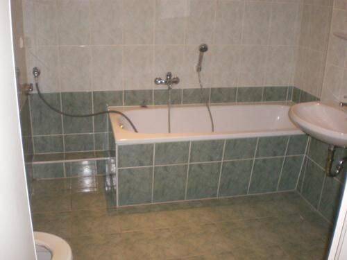 * Günstige 2-Zimmer mit Einbauküche und Wannenbad in ruhiger Lage! * – Chemnitz – Vorschaubild 2