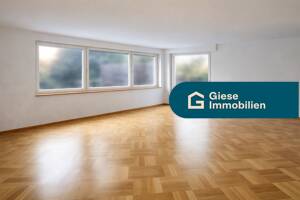 Großzügiges Wohnen: 4 Zimmer mit Balkon und Terrasse