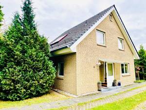 2 Einfamilienhäuser auf großem Grundstück in ruhiger Lage von Neuenhagen - sofort bezugsfrei! – 15366 Neuenhagen bei Berlin – Vorschaubild 2