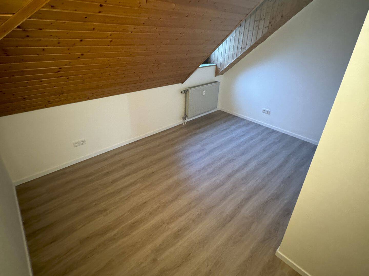 Zentrale 2-Zimmer-Wohnung mit EBK und Balkon in Nürnberg – Nürnberg – Vorschaubild 6