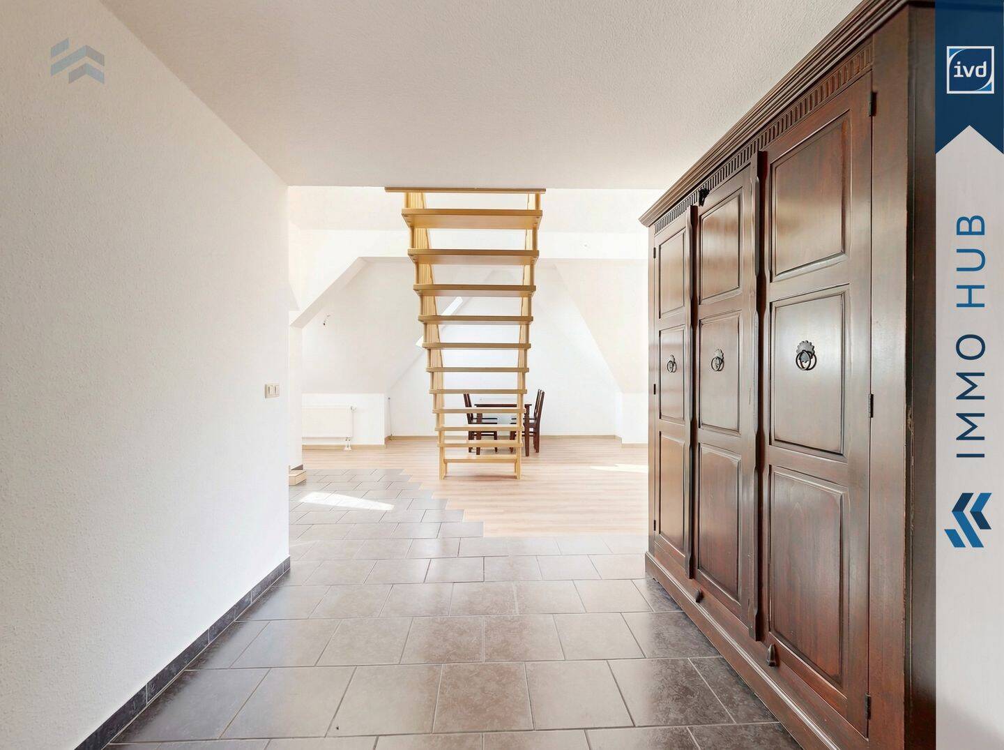 ++ Bezugsfrei & sofort verfügbar - Dachgeschoss-Maisonette im Denkmalobjekt ++ – Leipzig – Vorschaubild 4