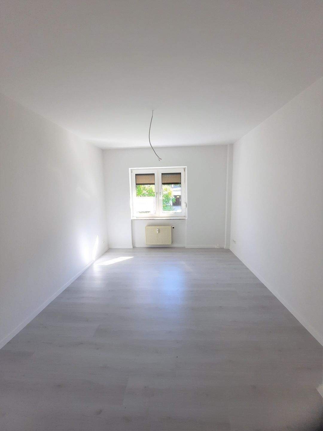 Lichtdurchflutete Traumwohnung! Moderne 3-Raum-Wohnung in Sudenburg – Magdeburg – Vorschaubild 2