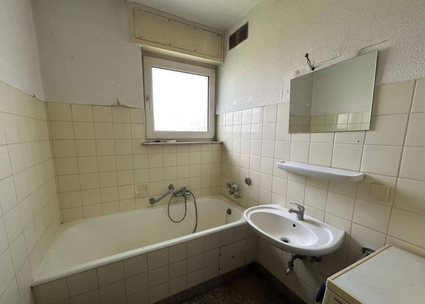 Helle 3-Zimmer-Wohnung mit Balkon in Karlsruhe – ideal für Eigennutzer oder Kapitalanleger – Karlsruhe – Vorschaubild 5